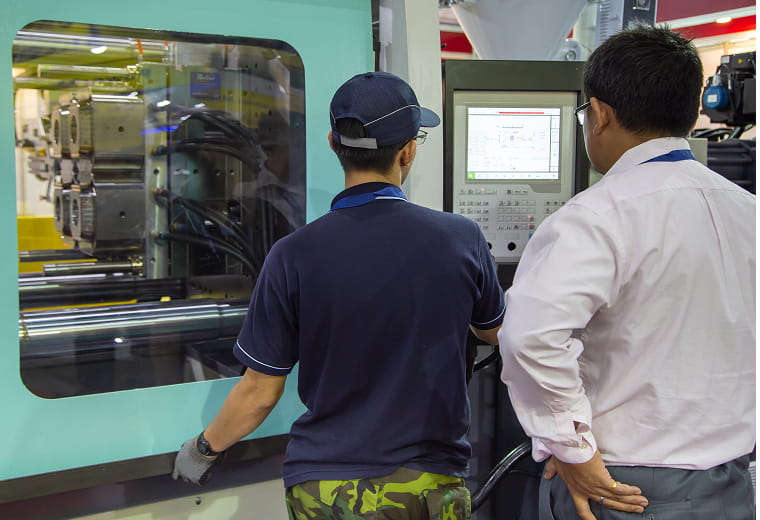 プラスチック製造企業様へのインドネシア工科大学インターンシップ導入